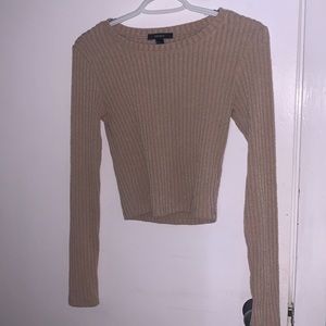Ribbed long sleeve crop top